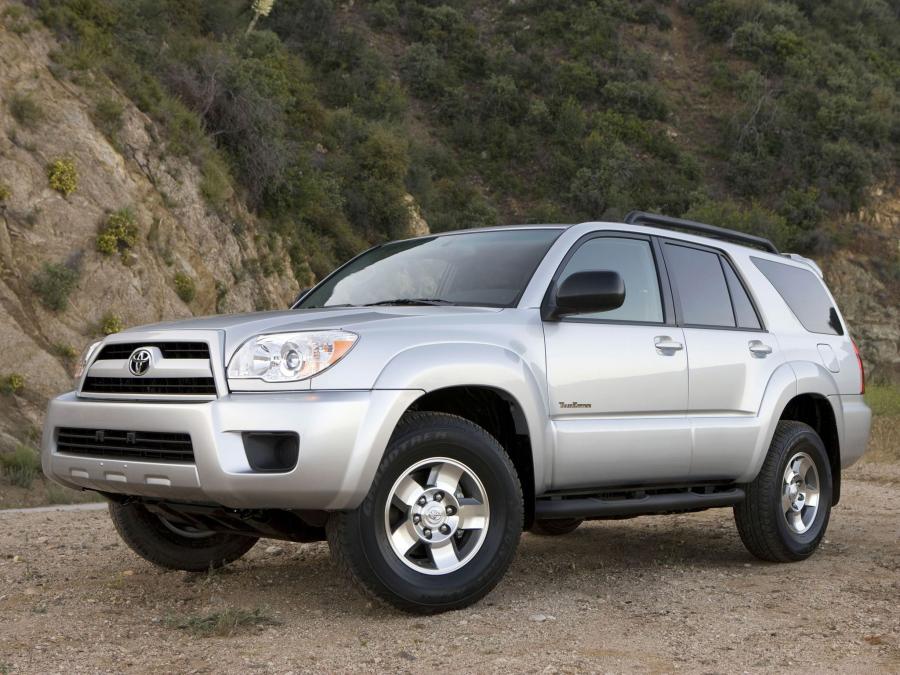  Toyota 4Runner Trail 2005 года  (фото 3 из 15)